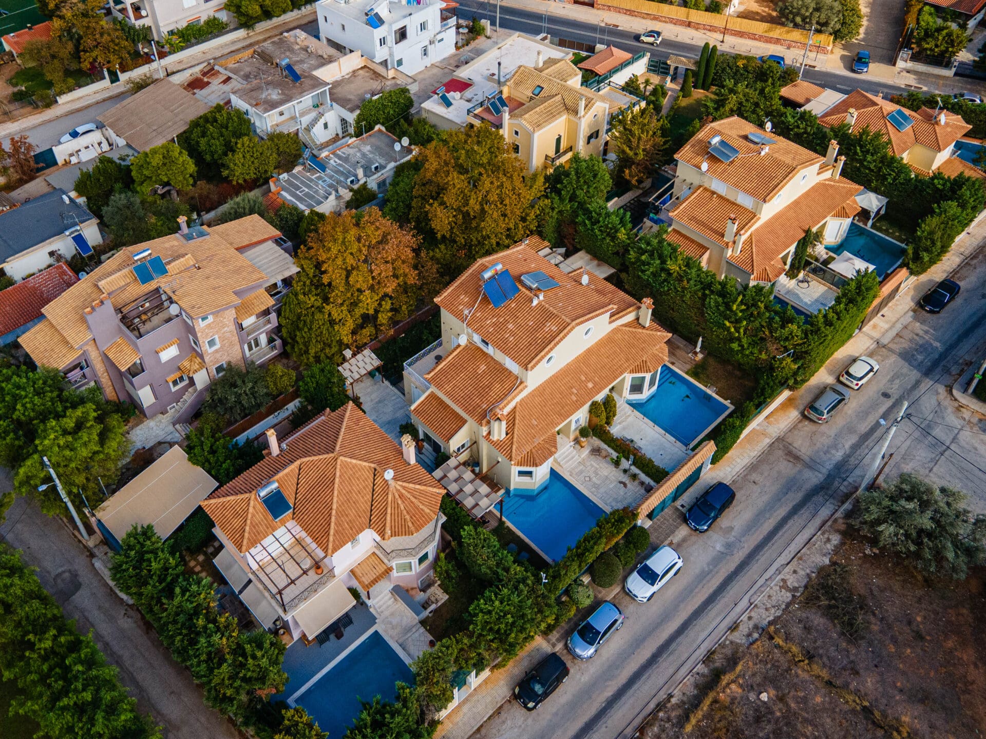 Semi-Detached Villa With Pool & Elegant Interiors in Vari