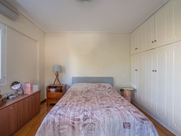 Semi-Detached Villa With Pool & Elegant Interiors in Vari