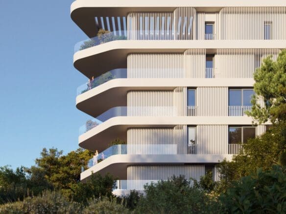 Luxury penthouse maisonette in Glyfada Golf featuring rooftop pool, panoramic sea and skyline views, and modern architecture in an elite Athenian neighborhood