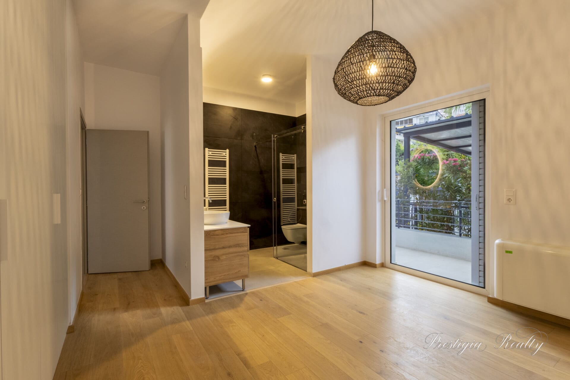 Stylish elevated Ground-Floor Apartment in Voula – Sunlit Spaces & Partial Sea Views | 111 sq.m.