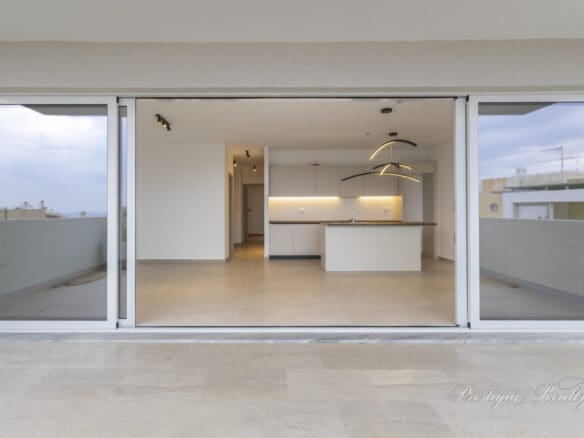 Elegant Penthouse Maisonette with Breathtaking Panoramic Sea Views in Voula