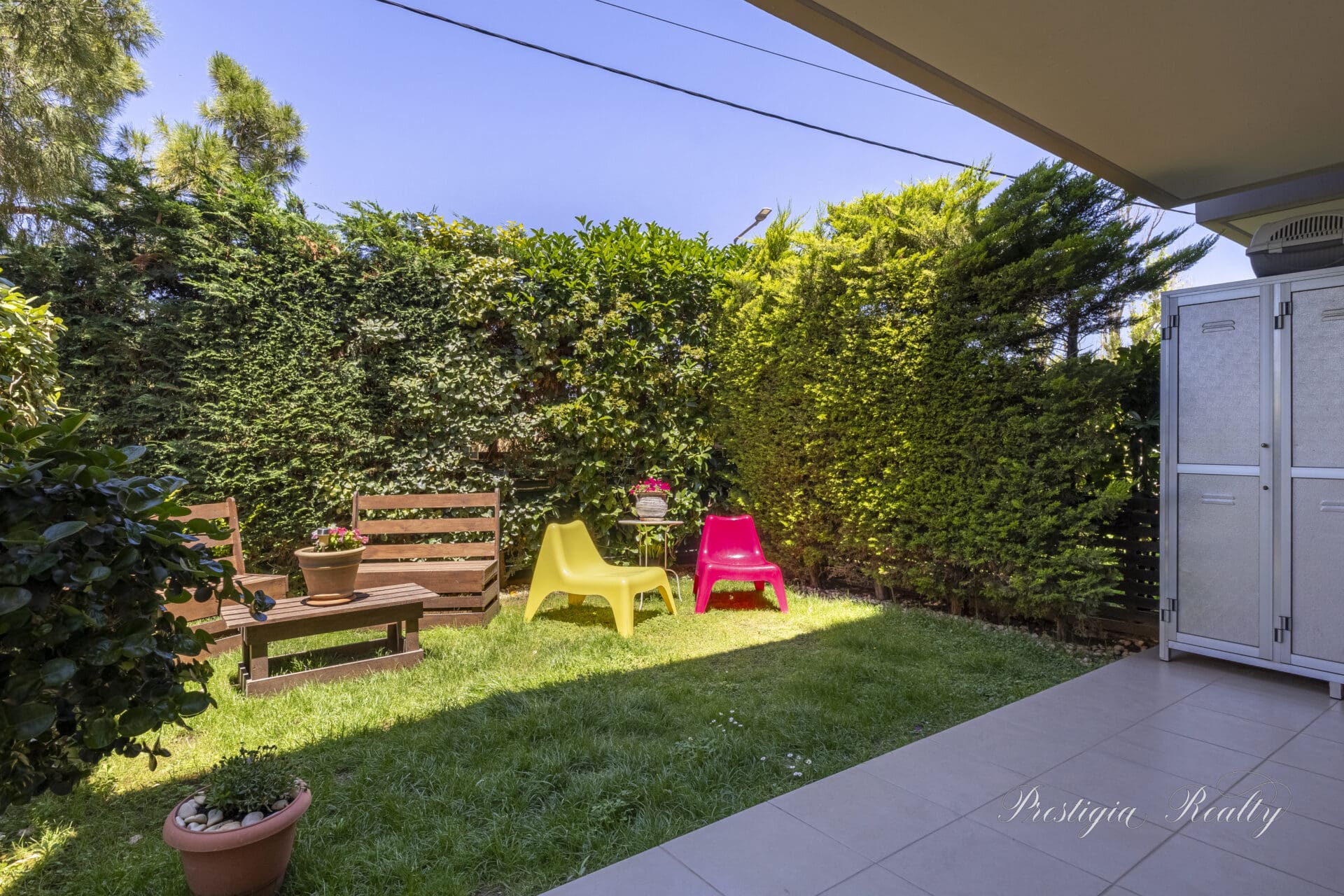 Stylish 3-Level Maisonette in Glyfada - Modern Elegance steps from the Hellenikon Park