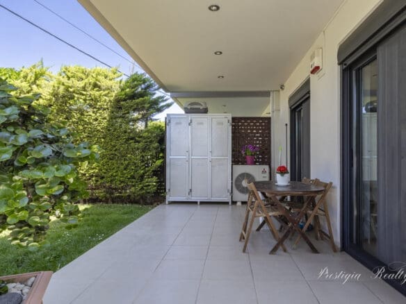 Stylish 3-Level Maisonette in Glyfada - Modern Elegance steps from the Hellenikon Park