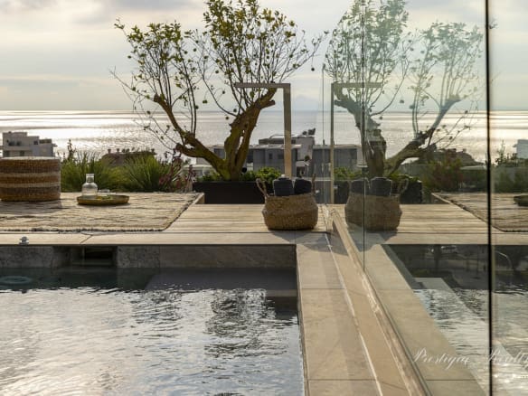 Elysian Sky – The Signature Penthouse Of Glyfada’s Riviera, A Rare Architectural Masterpiece